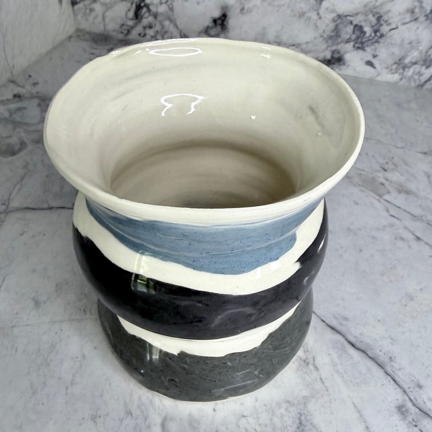 Vase No. 25