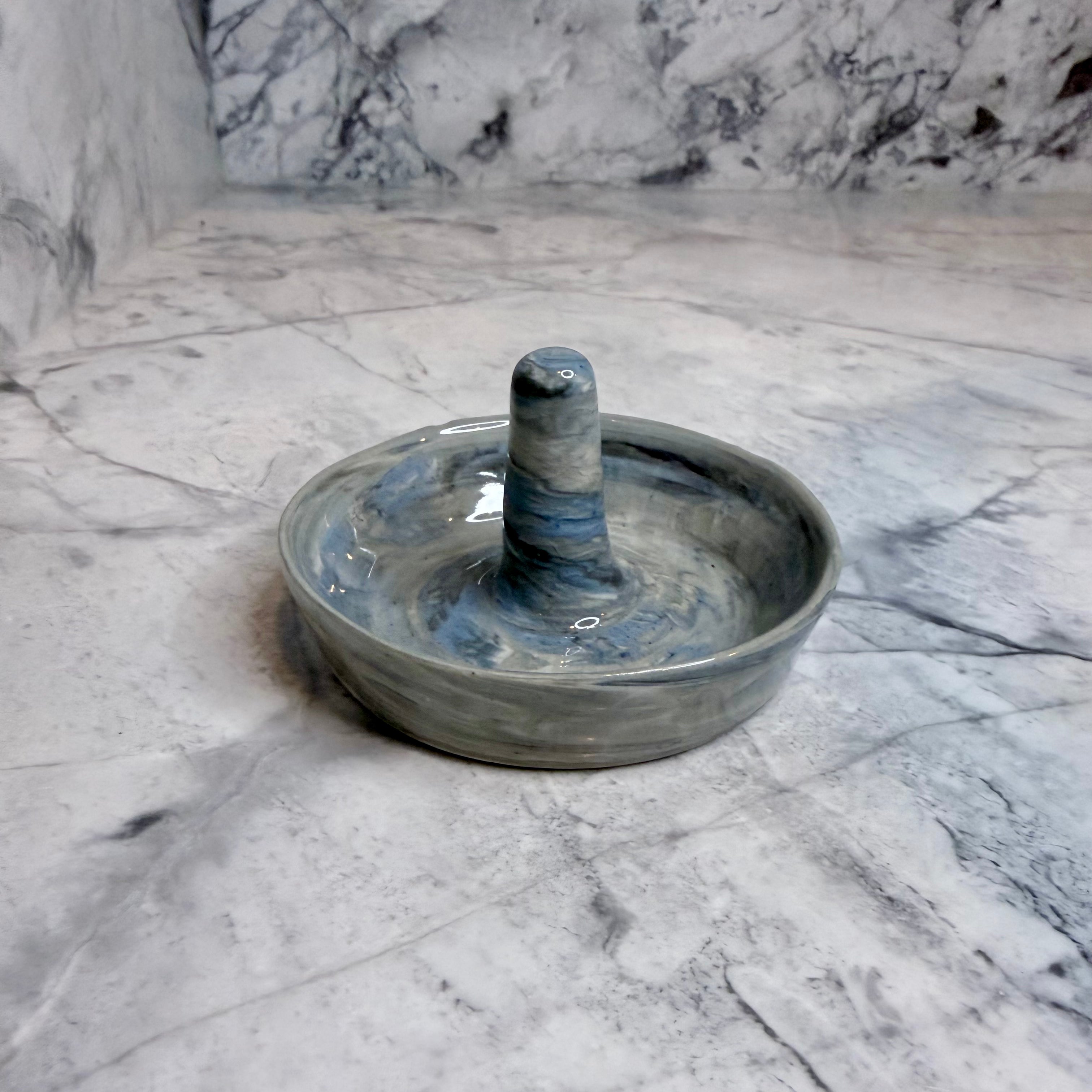 Ring Holder No. 1