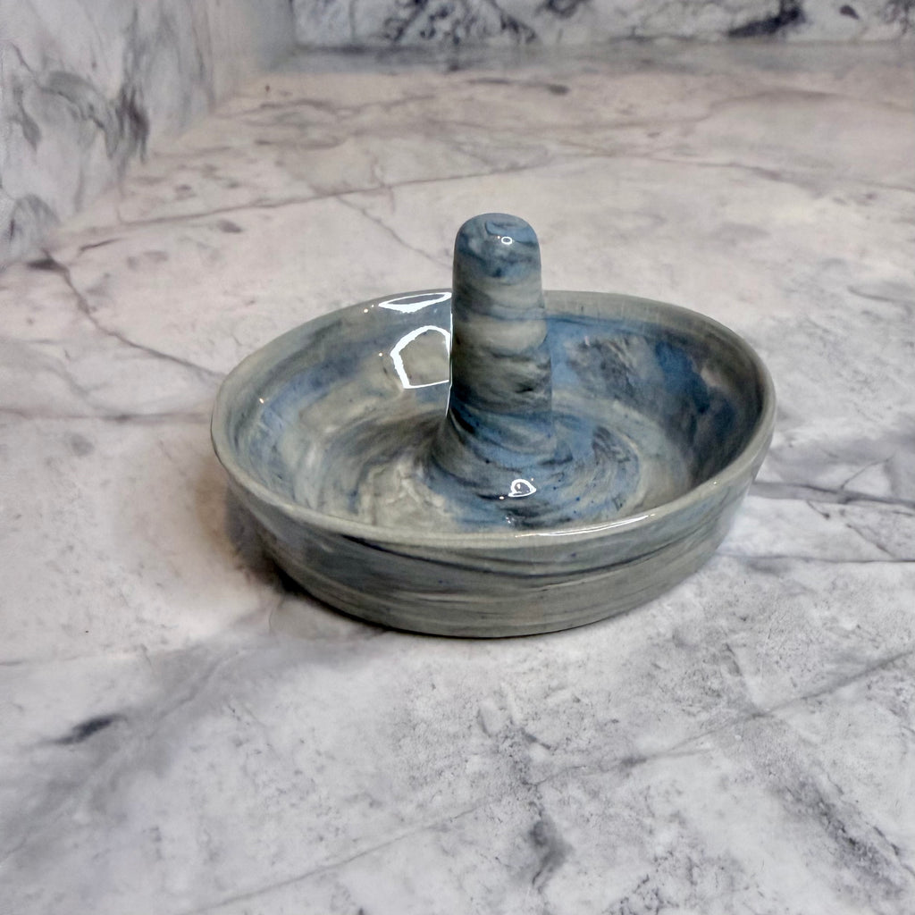 Ring Holder No. 1