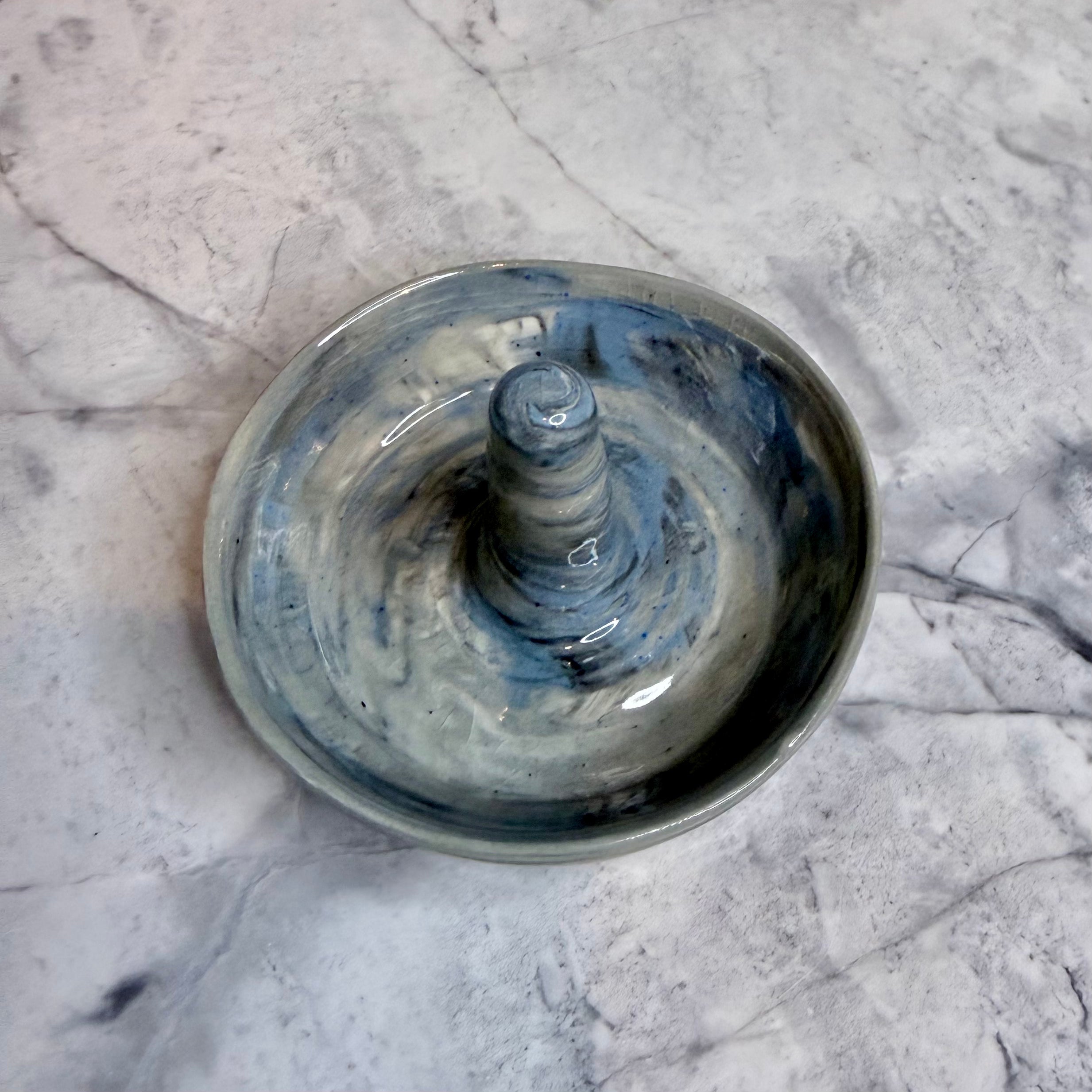 Ring Holder No. 1