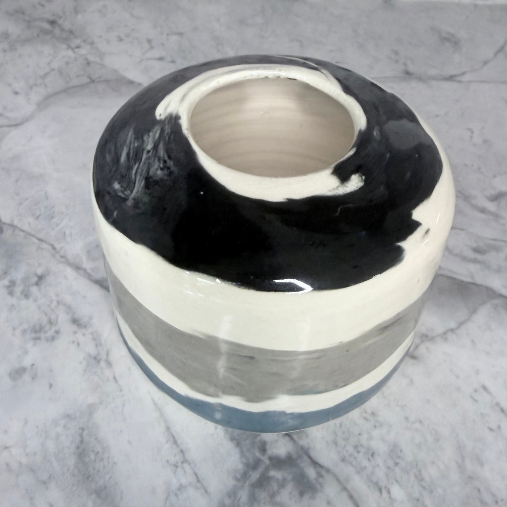 Bud Vase No. 17