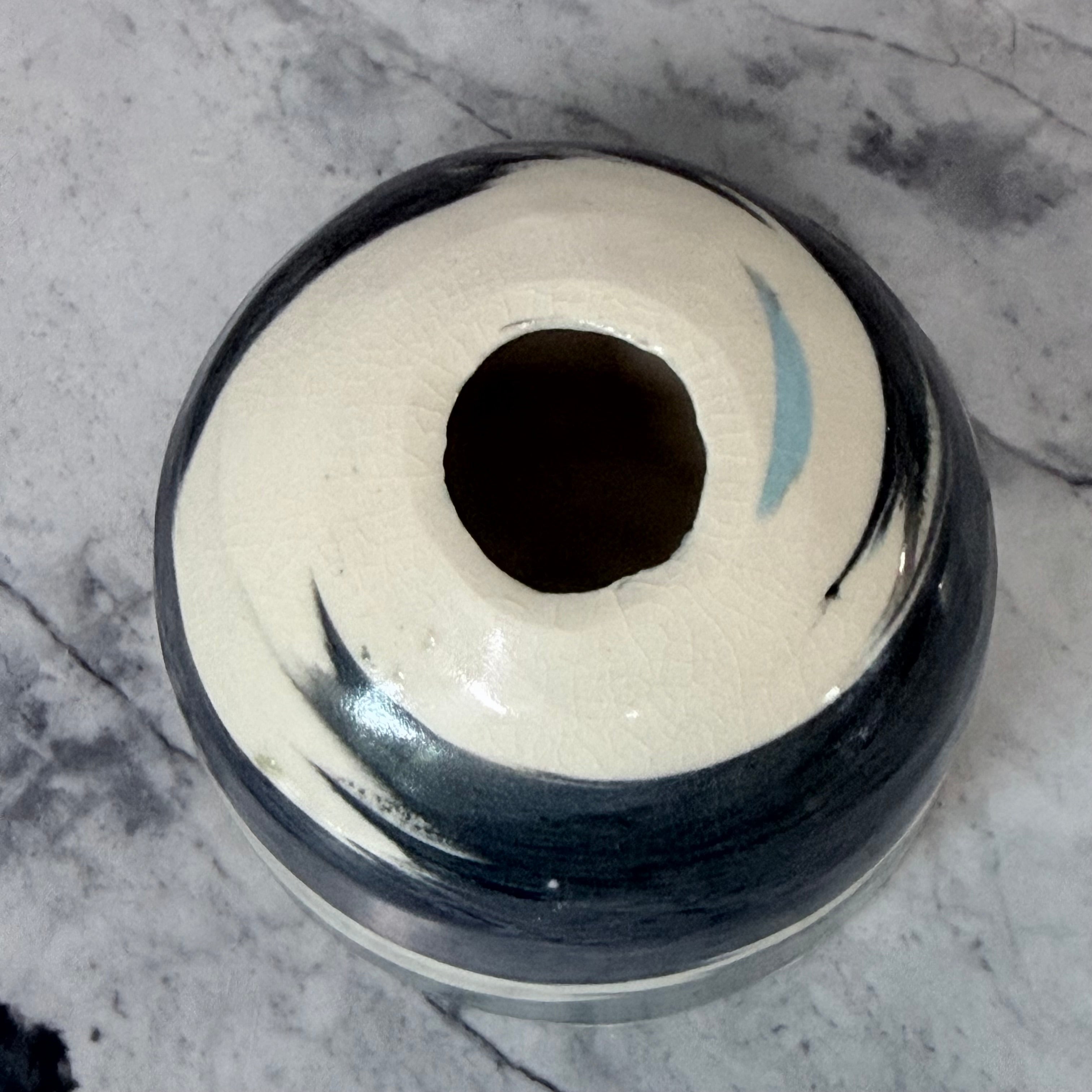 Bud Vase No. 18